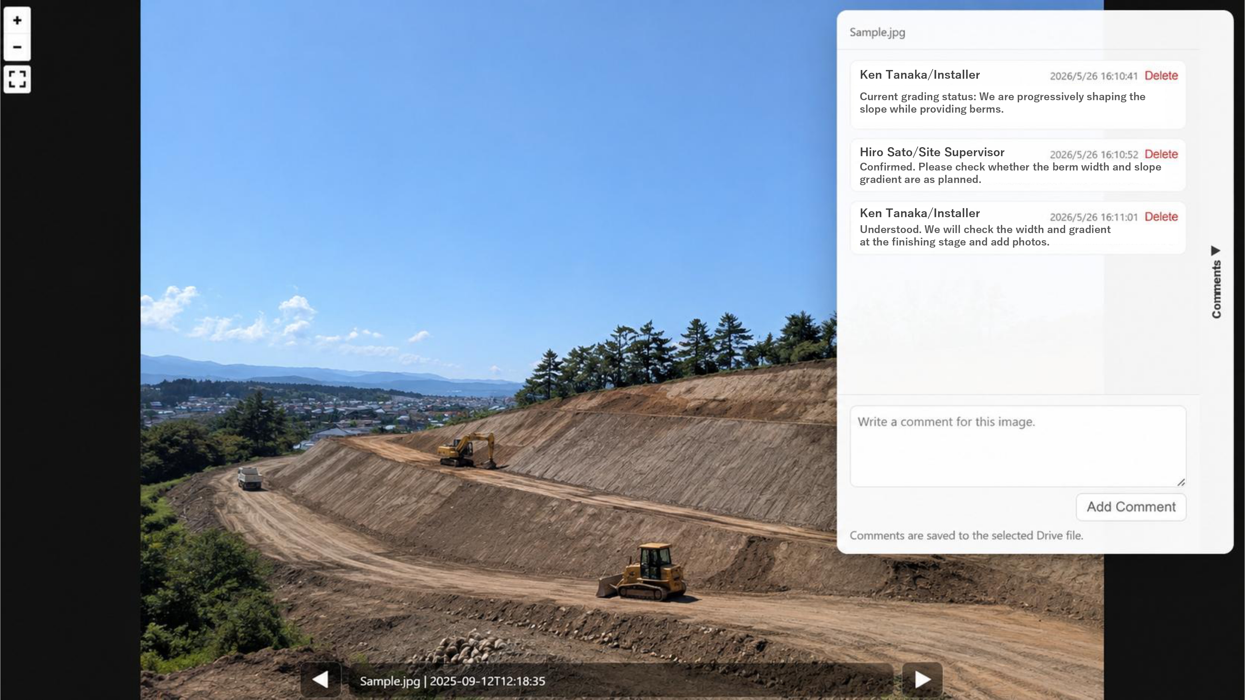 Interactive comment pins on 360-degree image